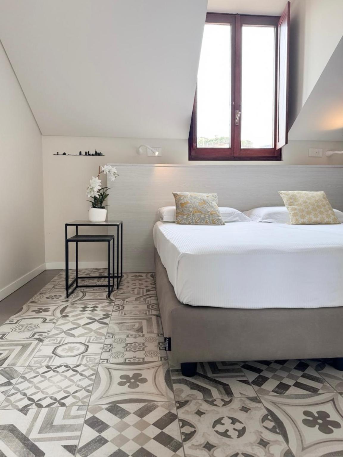 Comecasa 10 Minutes Walk From Duomo 2 Bedroom Apartment 米兰 外观 照片